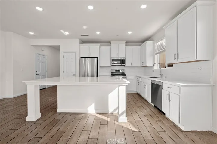 6567 E Pine, Fresno, California 93727