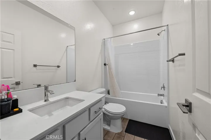 6567 E Pine, Fresno, California 93727