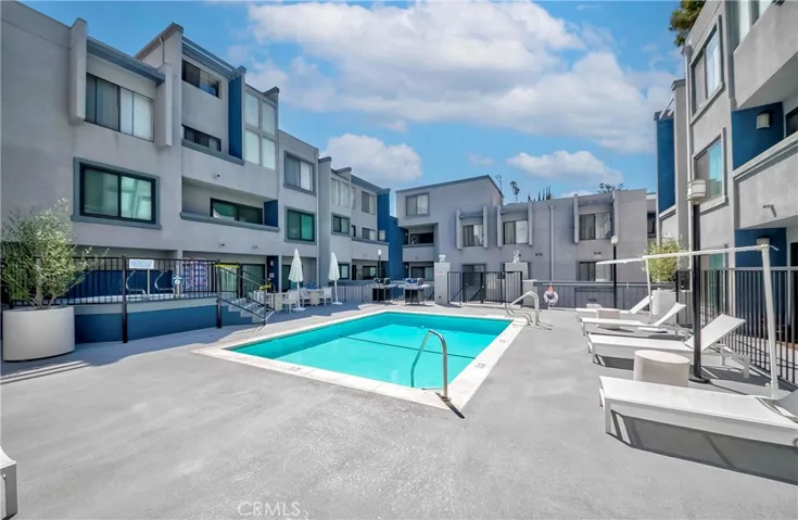 Pool, spa and Barbecue area in courtyard