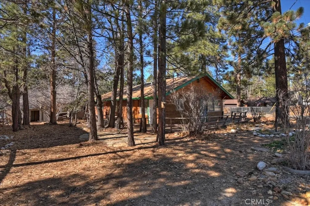 510 Sunset Lane, Sugarloaf, California 92386 home-pic-18