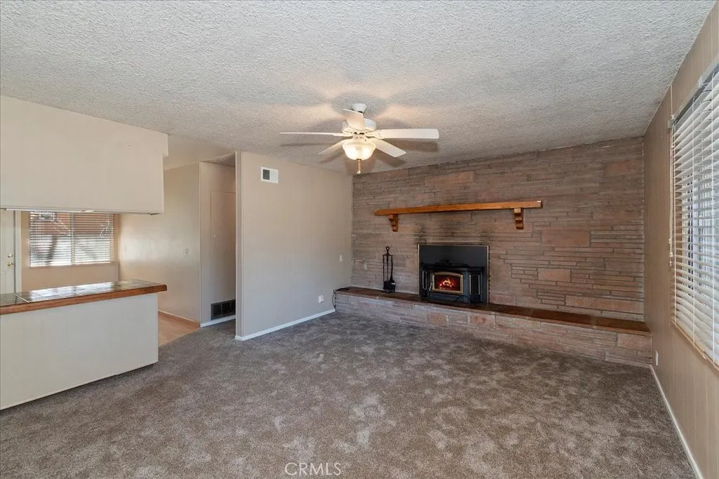 510 Sunset Lane, Sugarloaf, California 92386 home-pic-5