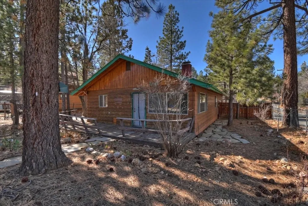 510 Sunset Lane, Sugarloaf, California 92386 home-pic-3