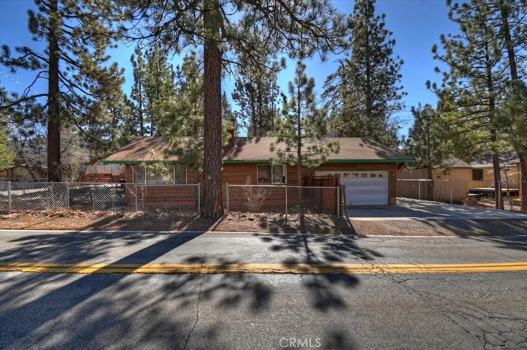 510 Sunset Lane, Sugarloaf, California 92386 home-pic-1