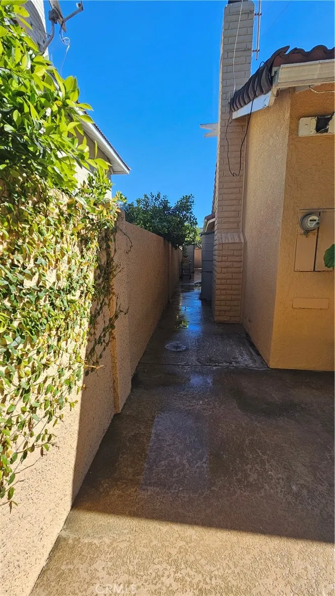 18727 Holmes, Cerritos, California 90703 home-pic-25