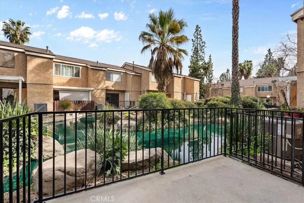 905 S Mountain, Ontario, California 91762 home-pic-1