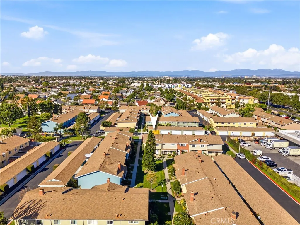 11912 Verbena Court, Fountain Valley, California 92708 home-pic-36