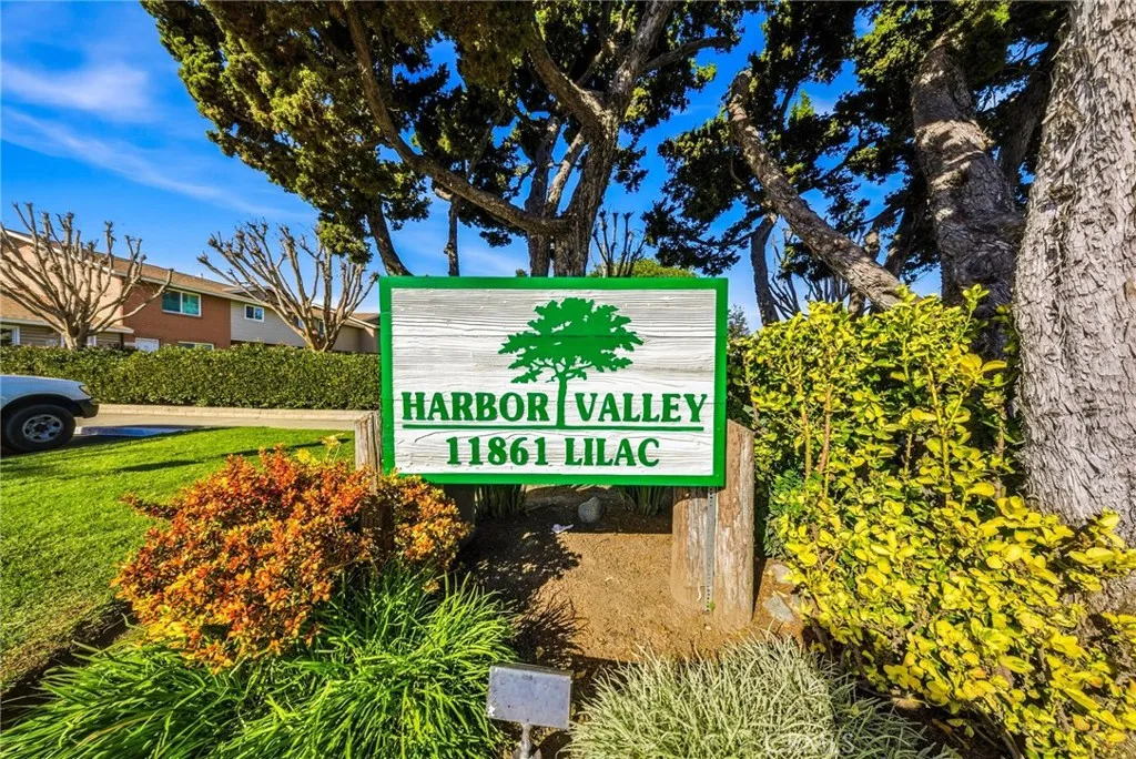 11912 Verbena Court, Fountain Valley, California 92708 home-pic-35