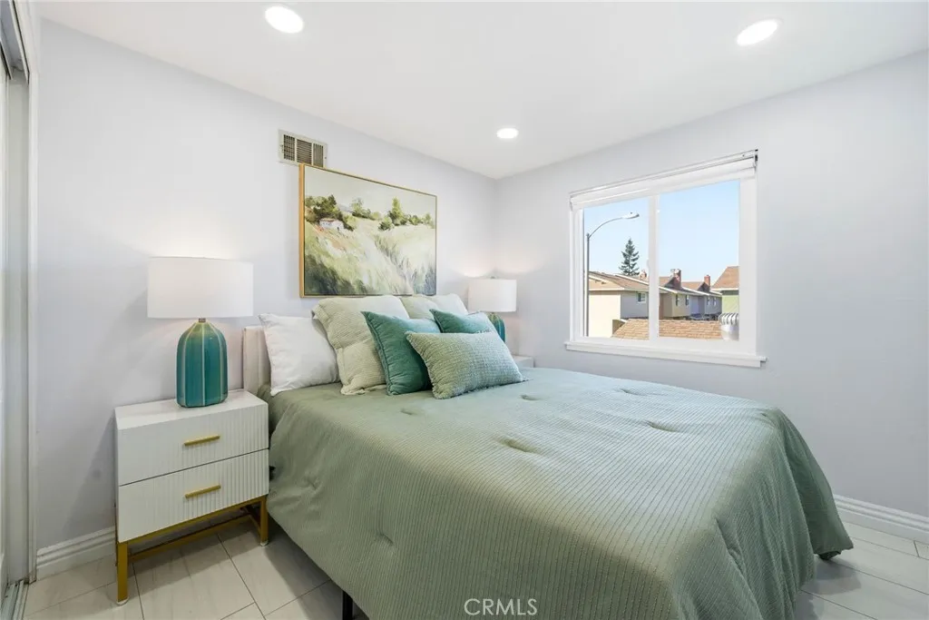 11912 Verbena Court, Fountain Valley, California 92708 home-pic-15