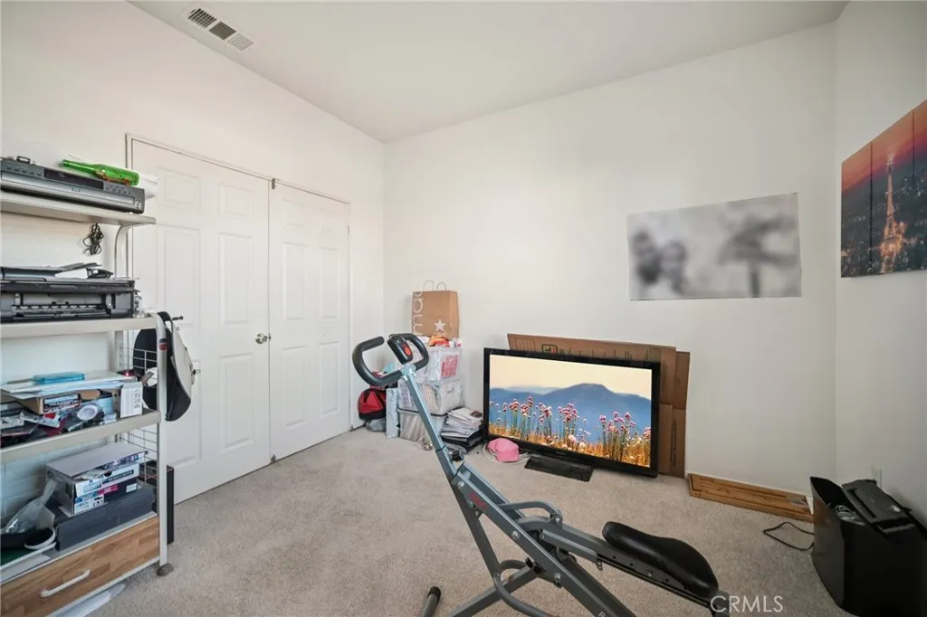 3817 E Avenue Q12, Palmdale, California 93550 home-pic-18