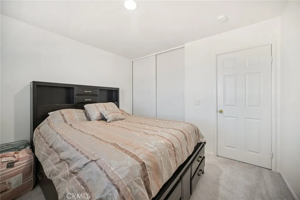 3817 E Avenue Q12, Palmdale, California 93550 home-pic-28