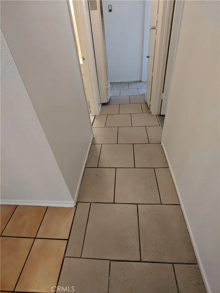 1560 W Ramona, Rialto, California 92376 home-pic-33