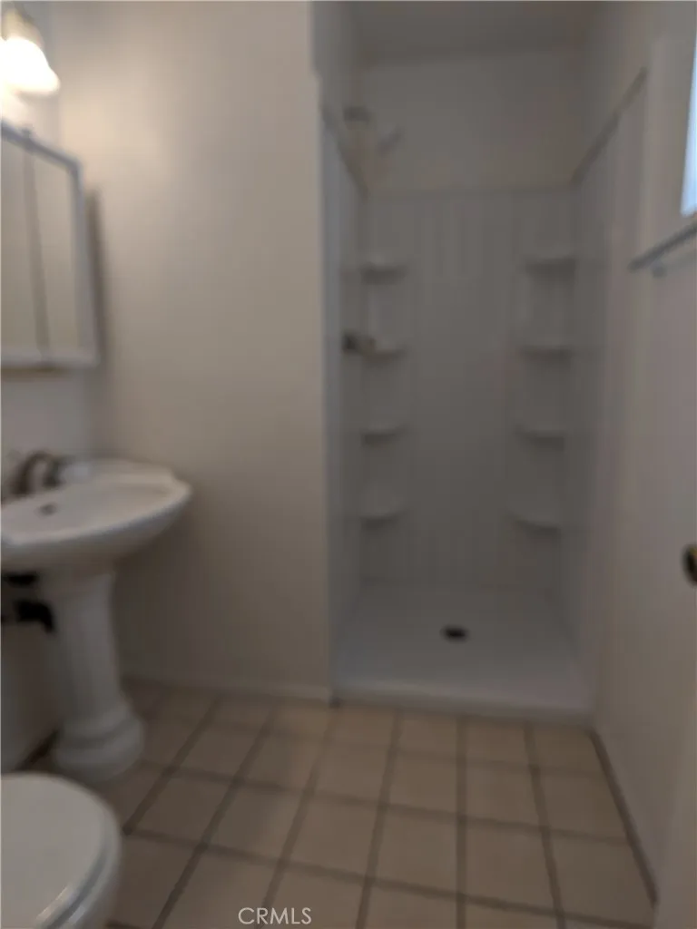 1560 W Ramona, Rialto, California 92376 home-pic-29