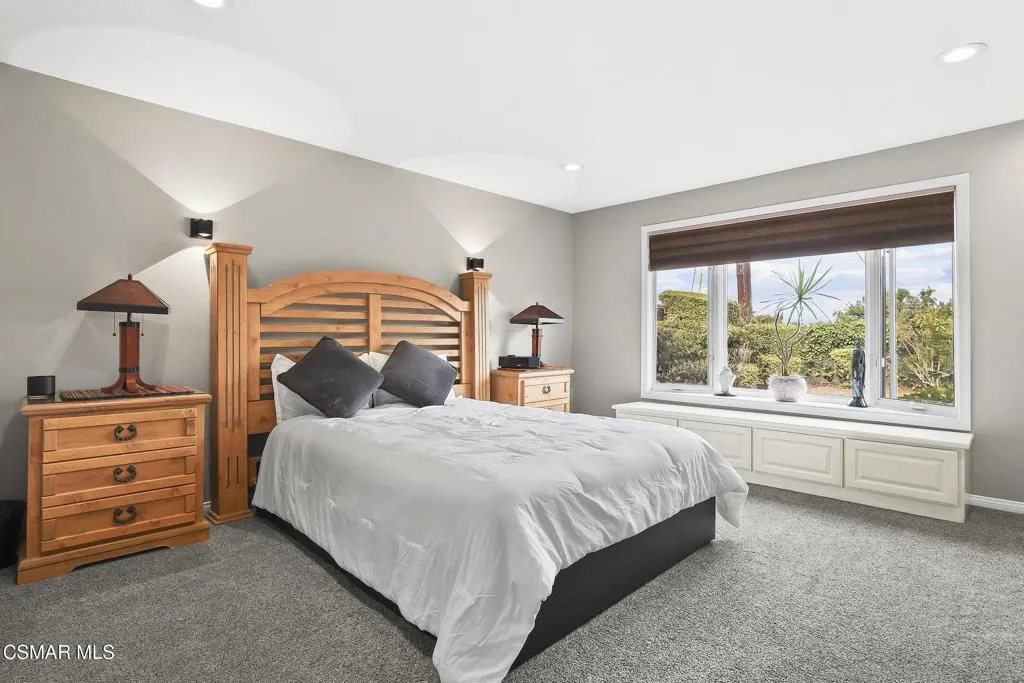 331 Triangle Street, Thousand Oaks, California 91360 home-pic-22
