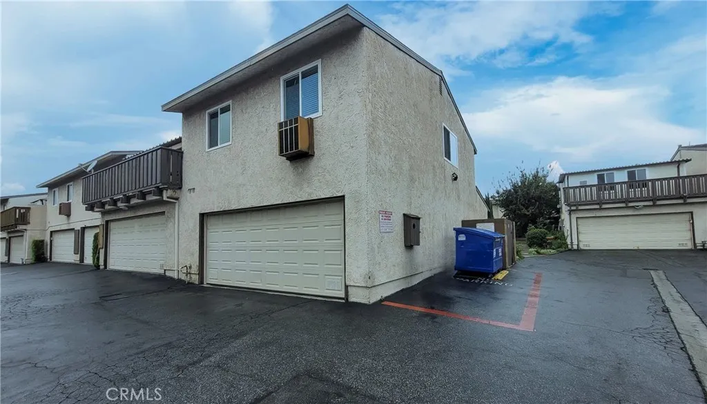 809 E Acacia H, Glendale, California 91205 home-pic-1
