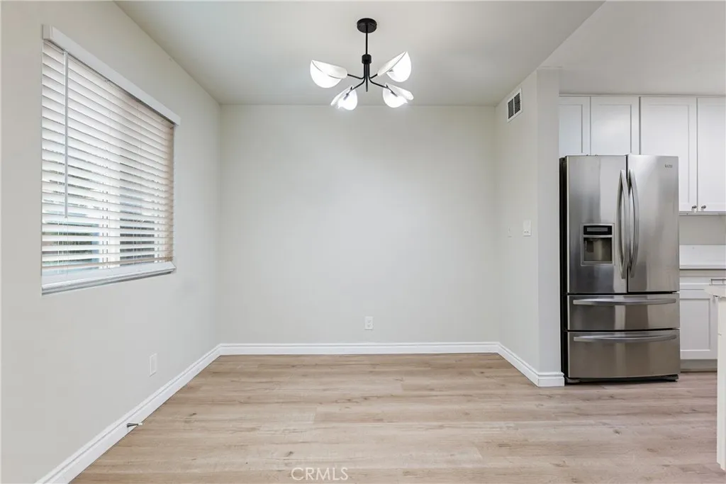809 E Acacia H, Glendale, California 91205 home-pic-11