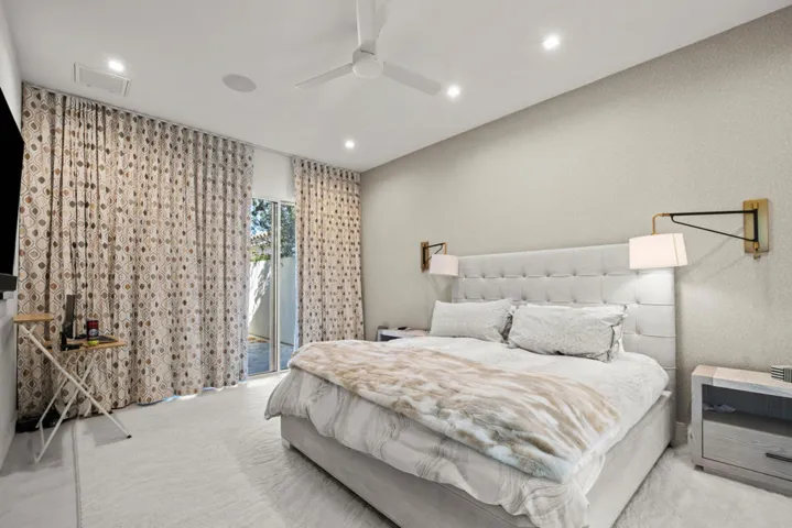 407 Desert Holly -18