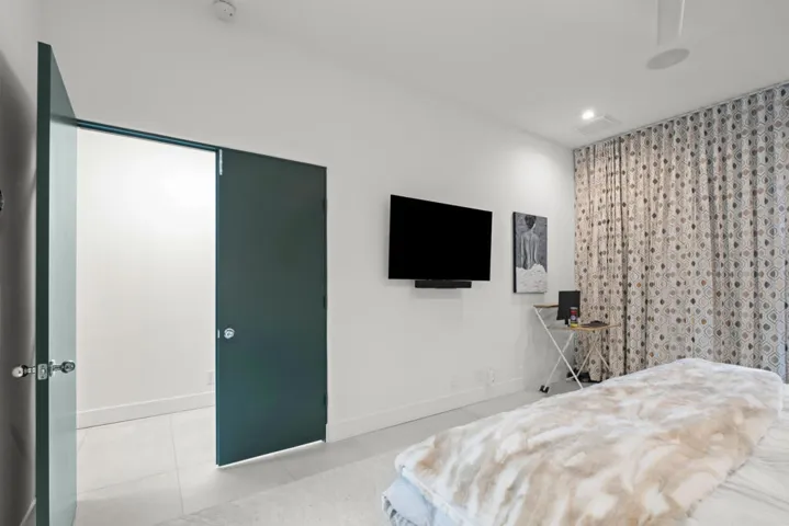 407 Desert Holly -19