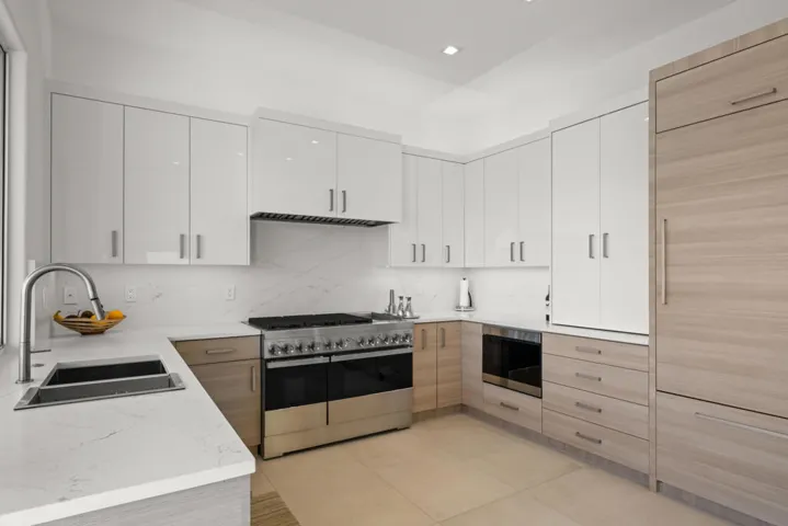 407 Desert Holly -13