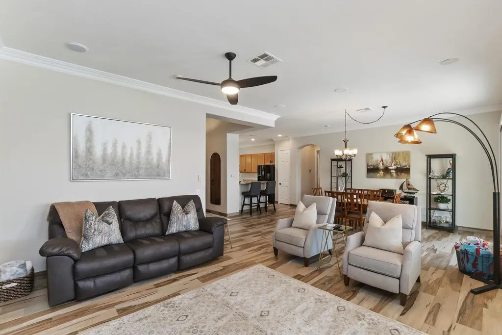 49714 Newman Circle, Indio, California 92201 home-pic-2
