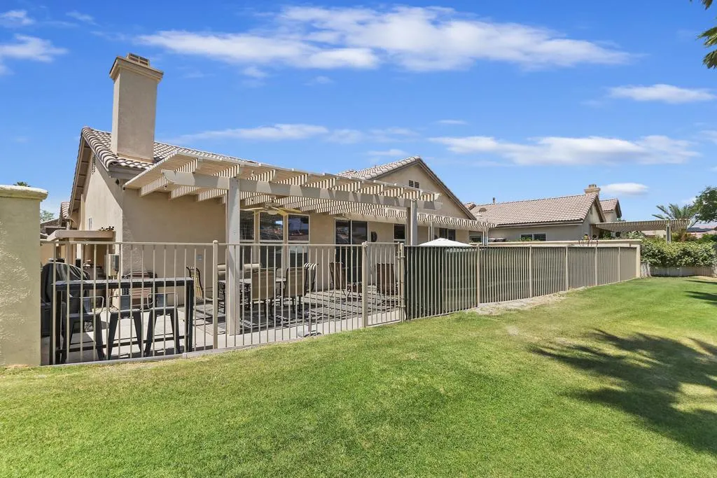 49714 Newman Circle, Indio, California 92201 home-pic-16