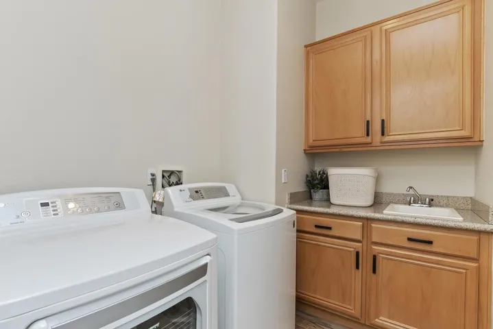 039_Laundry room