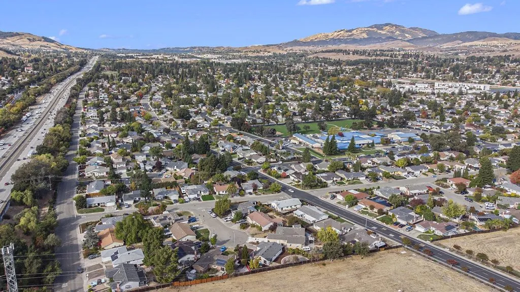 25 Marilyn Pl, San Ramon, California 94583 home-pic-21