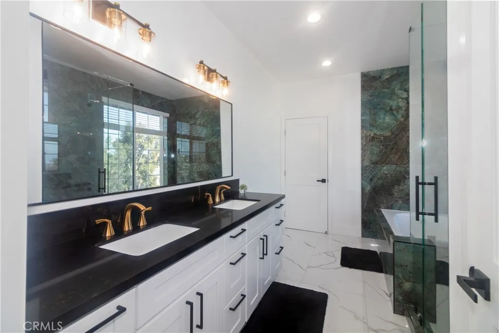 17423 Wicker Way, Riverside, California 92504 home-pic-25
