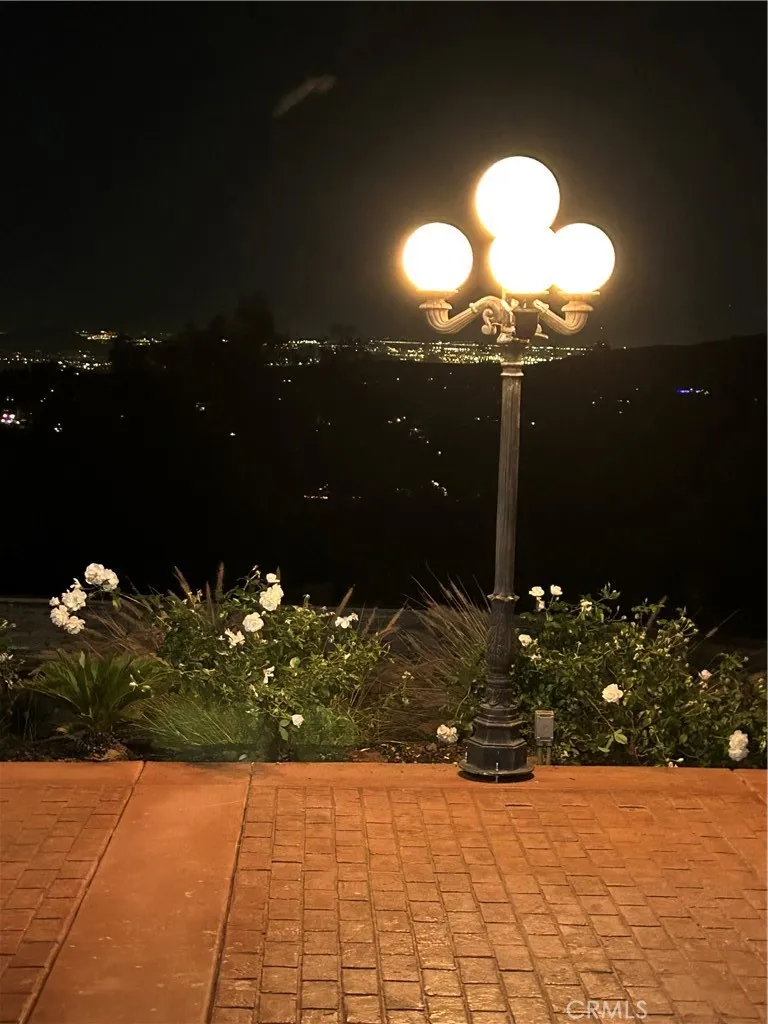 17423 Wicker Way, Riverside, California 92504 home-pic-40