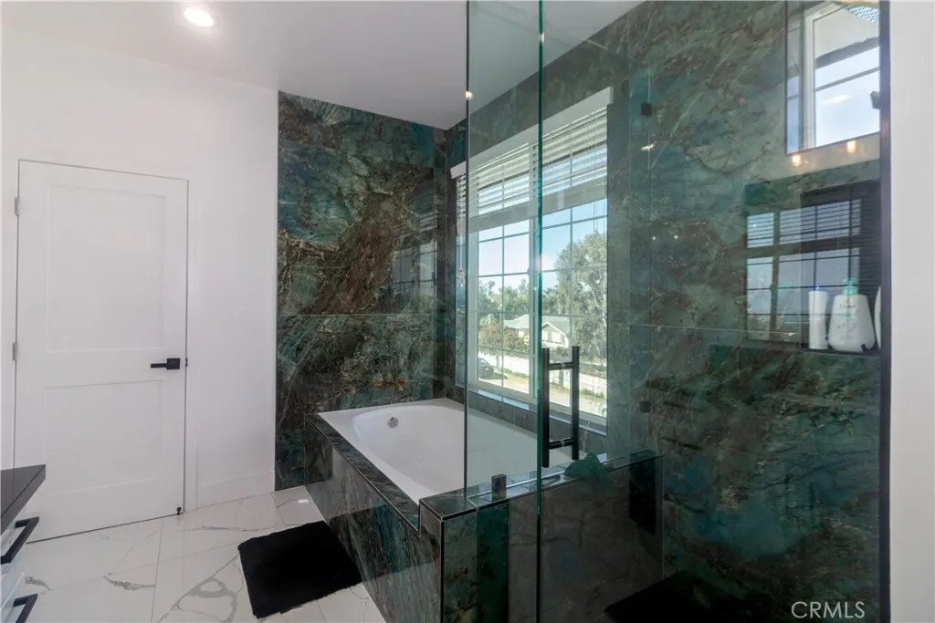 17423 Wicker Way, Riverside, California 92504 home-pic-26