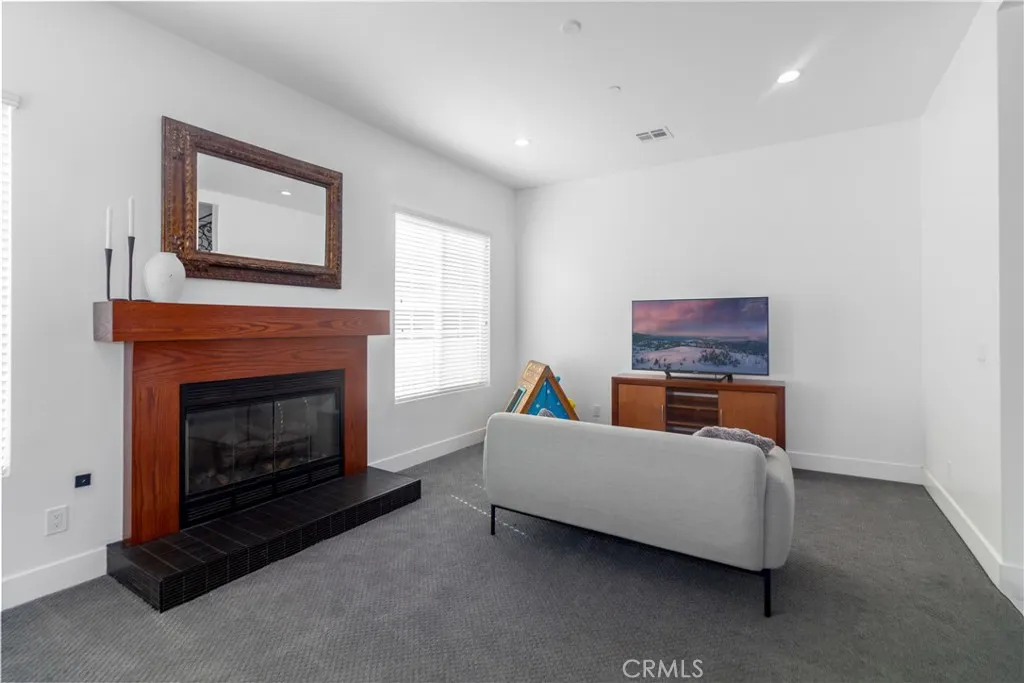 17423 Wicker Way, Riverside, California 92504 home-pic-13