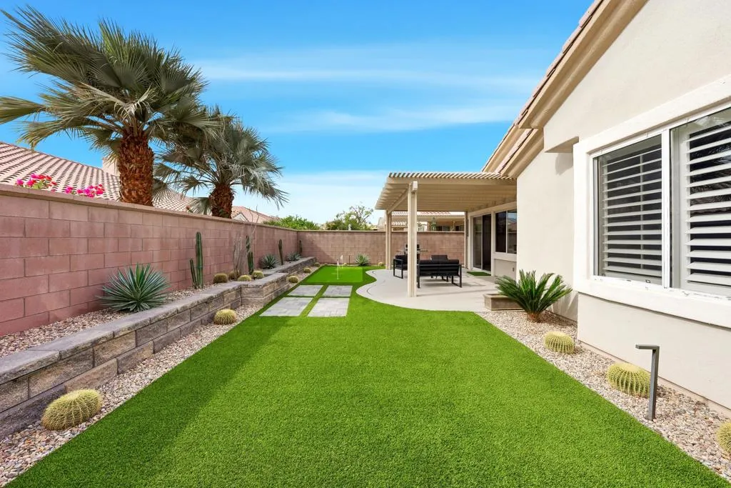 78775 Stansbury Court, Palm Desert, California 92211 home-pic-32