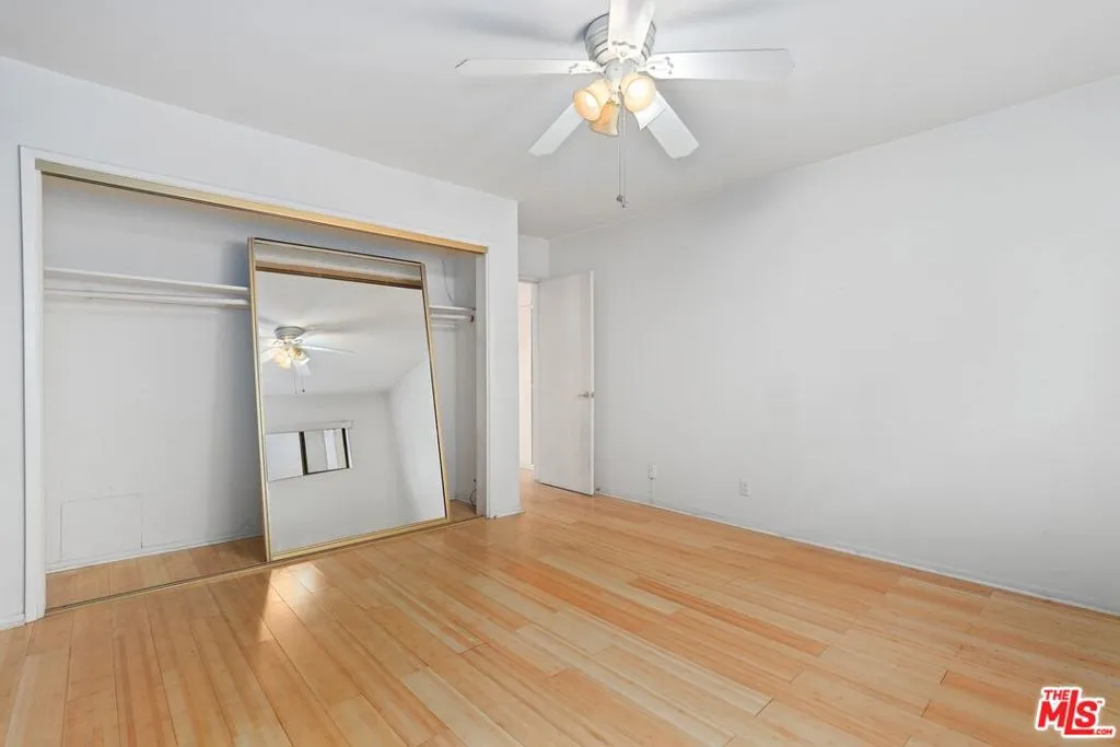 1233 N Laurel Avenue 103, West Hollywood, California 90046 home-pic-16