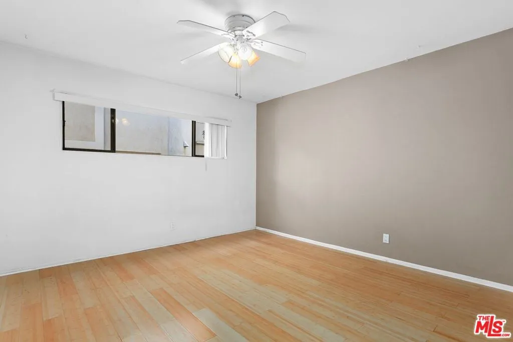 1233 N Laurel Avenue 103, West Hollywood, California 90046 home-pic-15
