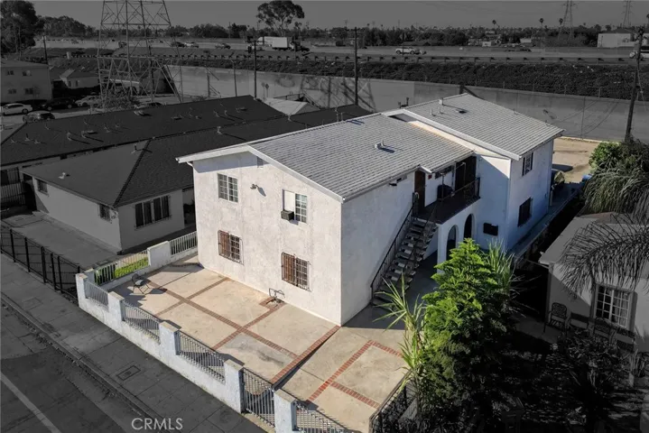 9715 S Broadway, Los Angeles, California 90003