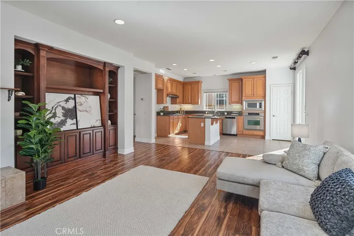 28229 Shirley, Saugus, California 91350