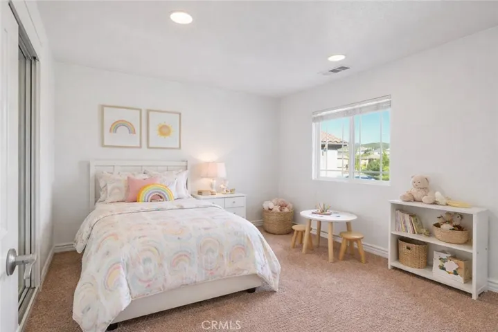 Virtually Staged 3rd Room