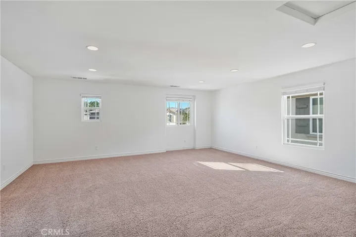 28229 Shirley, Saugus, California 91350