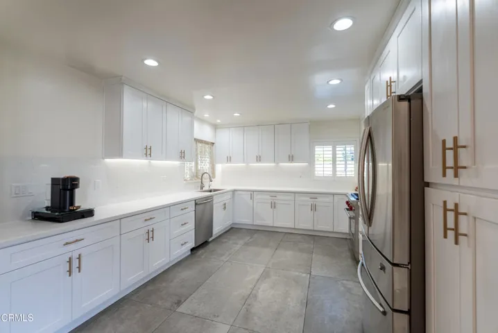 13615 Herrick Ave_HR-16