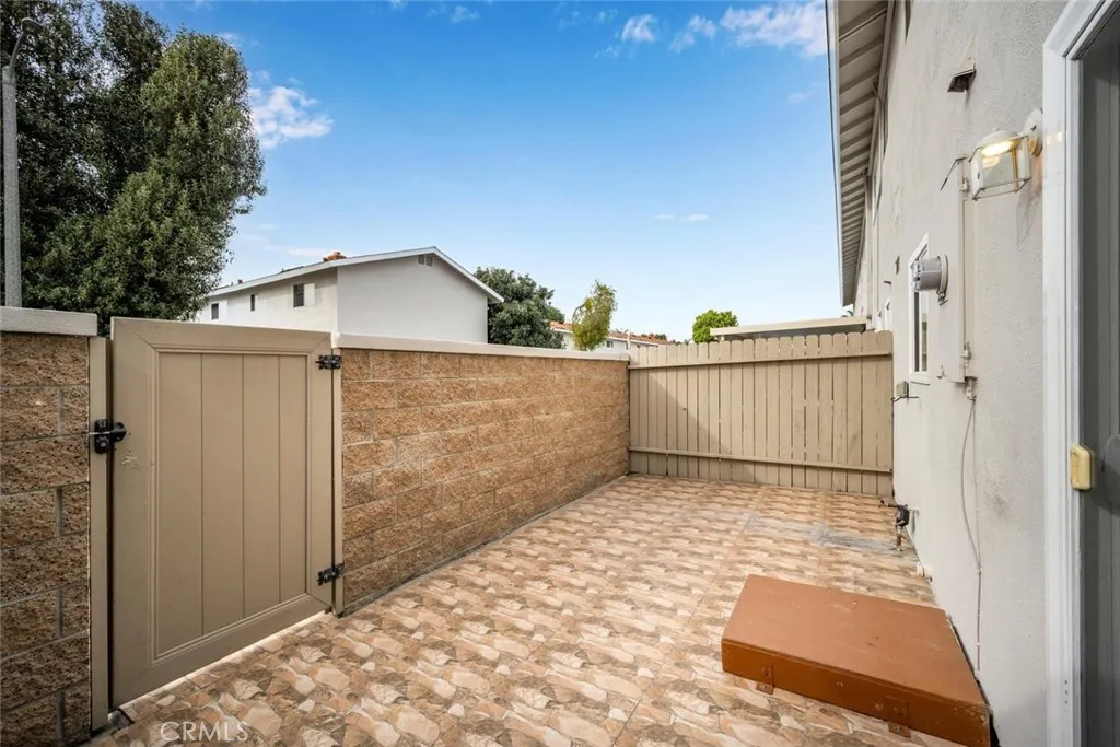 19880 Berkshire, Huntington Beach, California 92646 home-pic-22