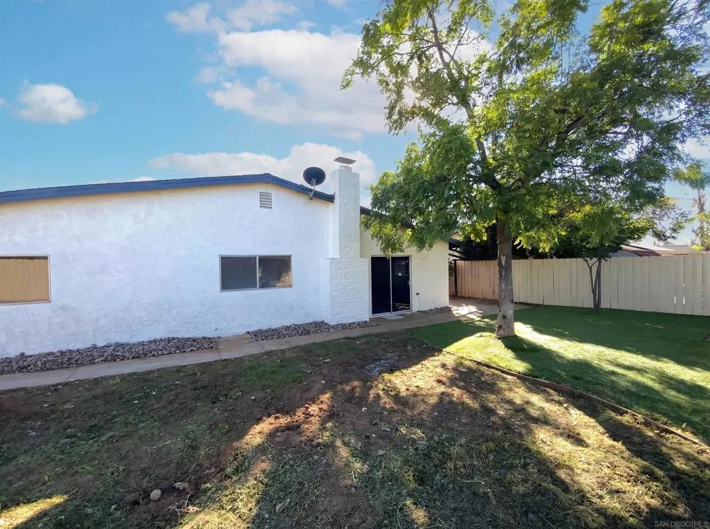 1494 Dumar Ave, El Cajon, California 92019 home-pic-5