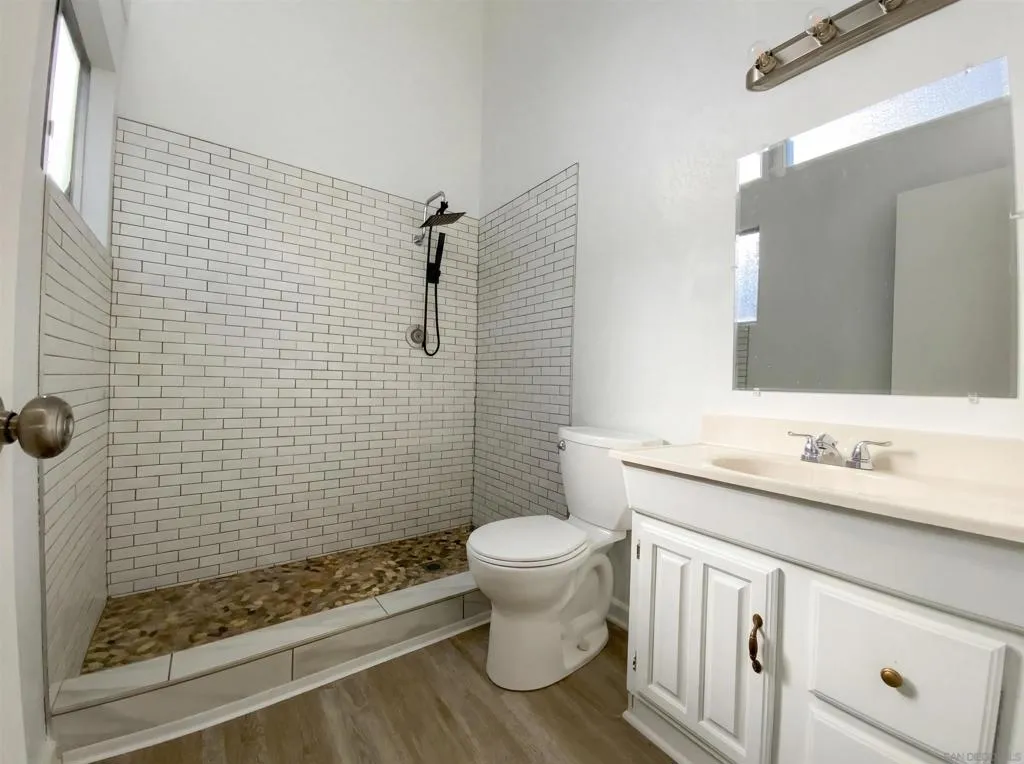 1494 Dumar Ave, El Cajon, California 92019 home-pic-14