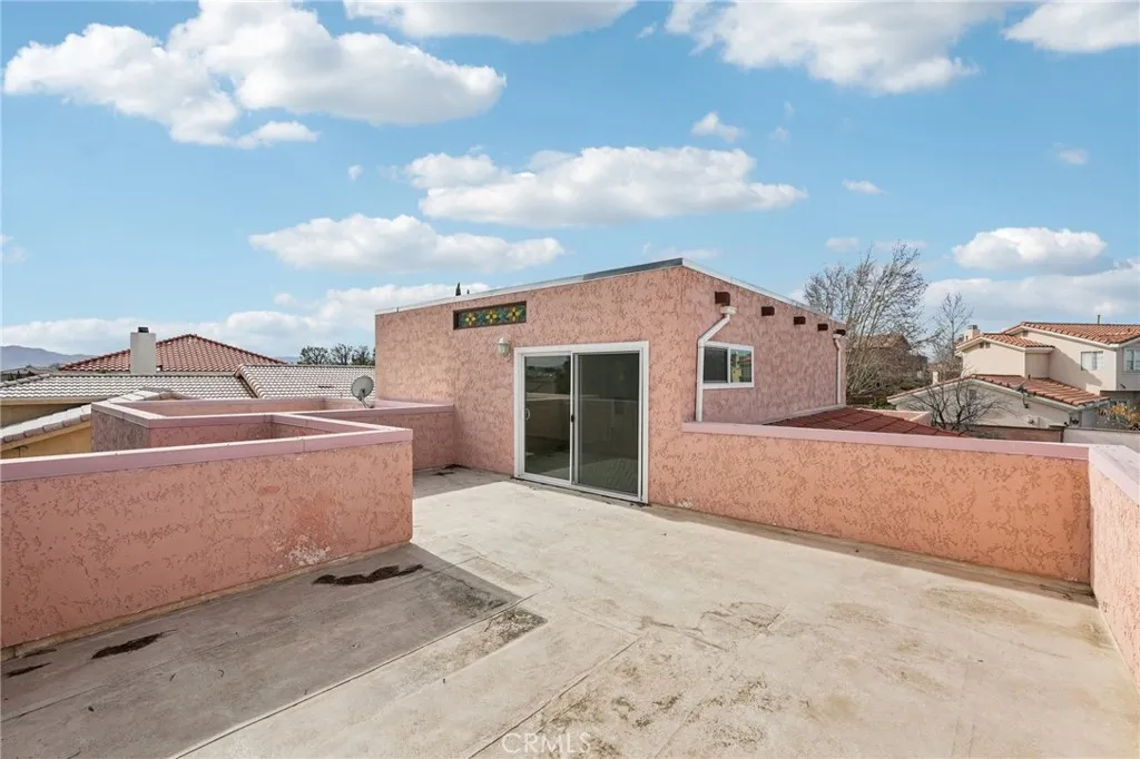 14000 Spring Valley Parkway, Victorville, California 92395 home-pic-32
