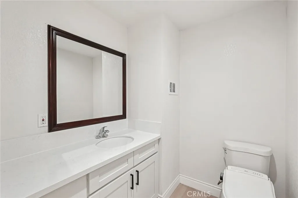 14000 Spring Valley Parkway, Victorville, California 92395 home-pic-15
