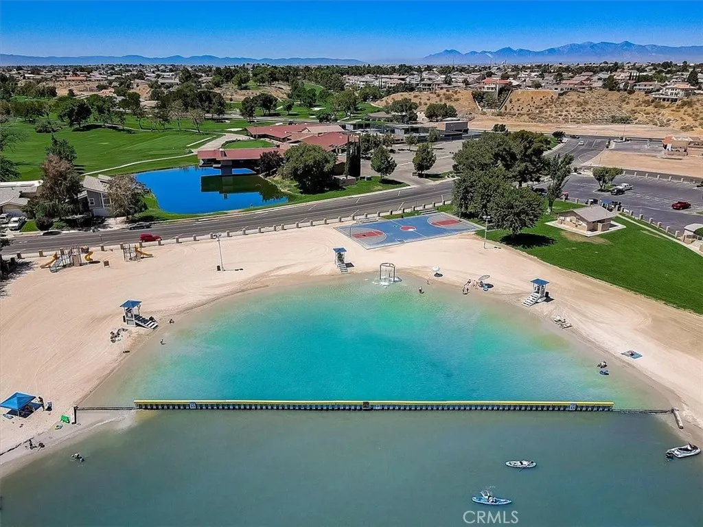 14000 Spring Valley Parkway, Victorville, California 92395 home-pic-38