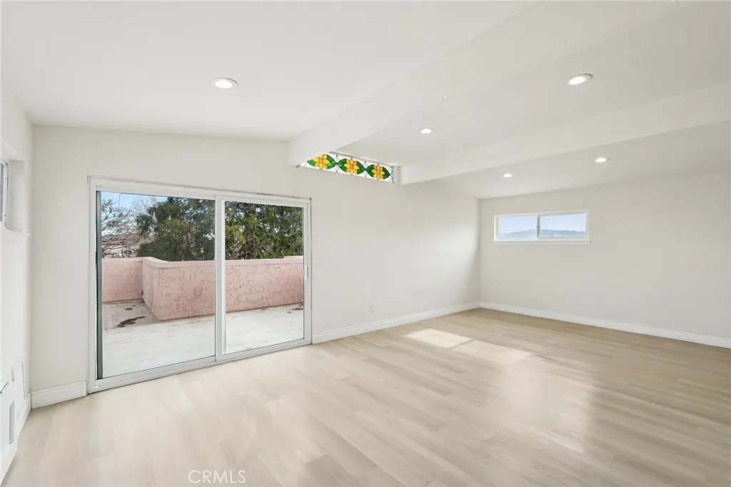 14000 Spring Valley Parkway, Victorville, California 92395 home-pic-24