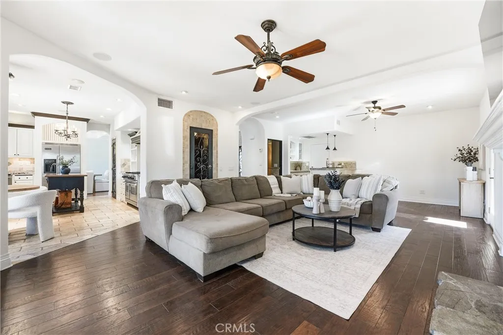 3 Manchester Court, Coto De Caza, California 92679 home-pic-25