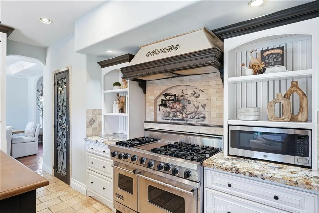3 Manchester Court, Coto De Caza, California 92679 home-pic-19