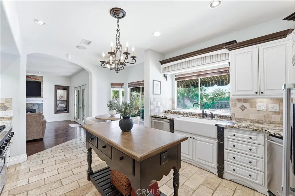 3 Manchester Court, Coto De Caza, California 92679 home-pic-15