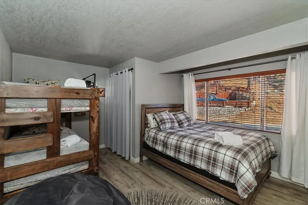 43215 Sunset, Big Bear Lake, California 92315 home-pic-23