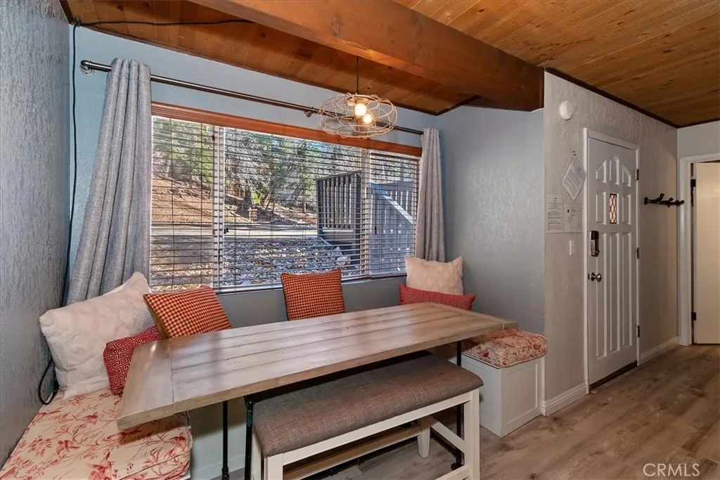 43215 Sunset, Big Bear Lake, California 92315 home-pic-10